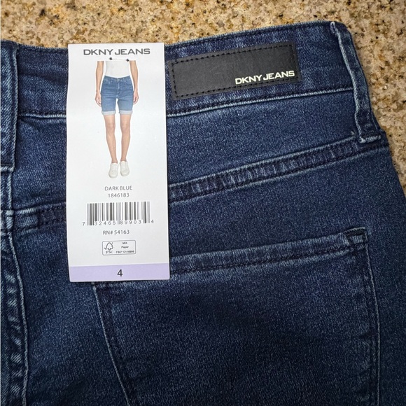 NWT DKNY Dark Blue Jean Shorts - Picture 4 of 4